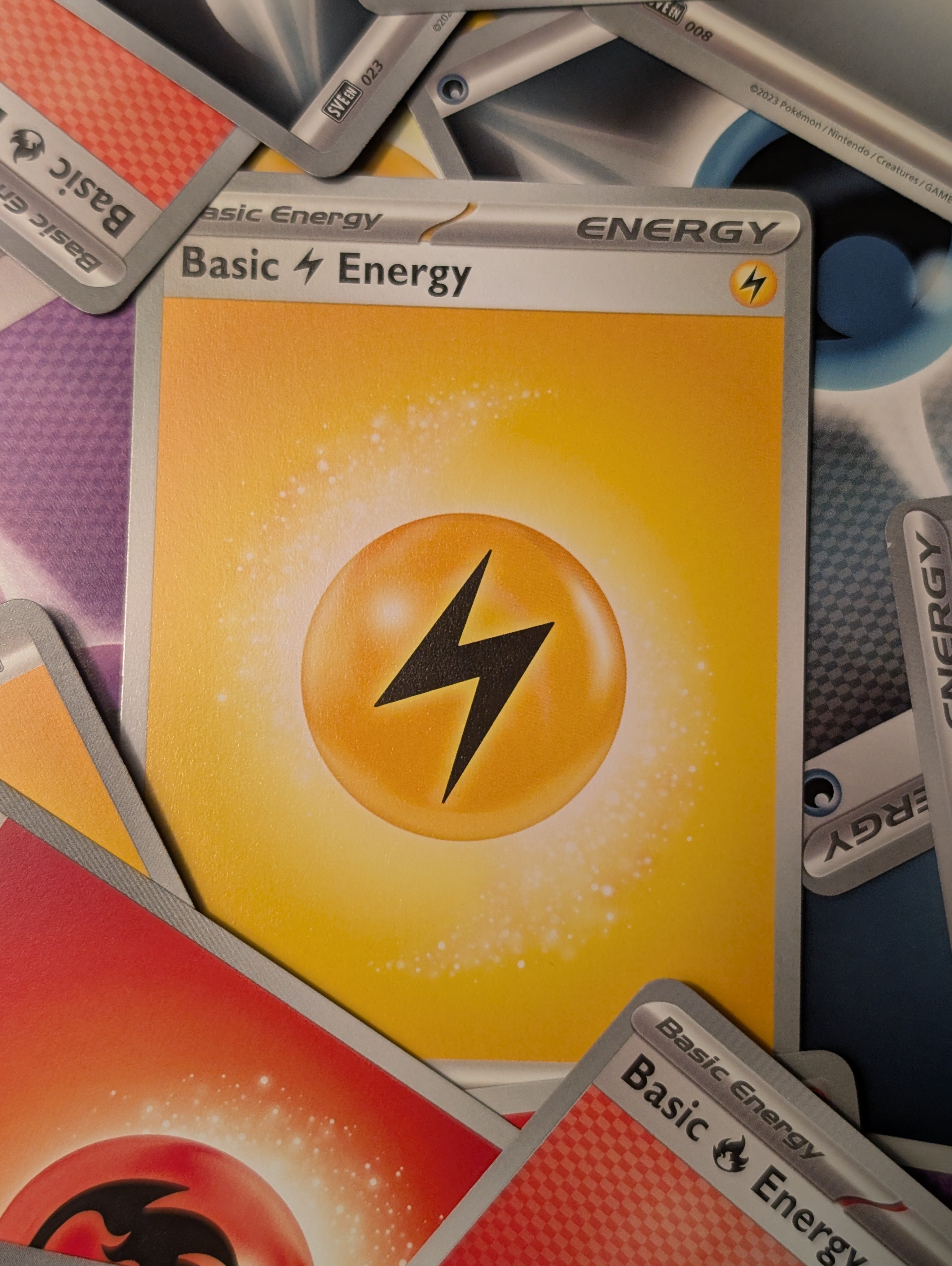 Lightning type basis deck